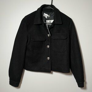 Vigoss Cropped Jacket 
Size S